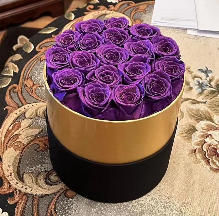 A Love That Lasts (Almost) Forever! <a Style="Display:inline;" Href="Https://Www.amazon.com/Preserved-Roses-Valentines-Anniversary-Thanksgiving/Dp/B085dzhqlz?ie=utf8&th=1&linkcode=ll1&tag=bpcheetah-20&linkid=f97537a49eb4a8809c9e093ae994a4f5&language=en_us&ref_=as_li_ss_tl" Target="_blank"><span Style="Font: Inherit; Color: #d74b1f;"> Long Lasting Roses </Span> Are The Perfect V-Day Gift That's A Total Mood, These Roses Will Be A Beautiful Reminder Of Your Love For Years To Come