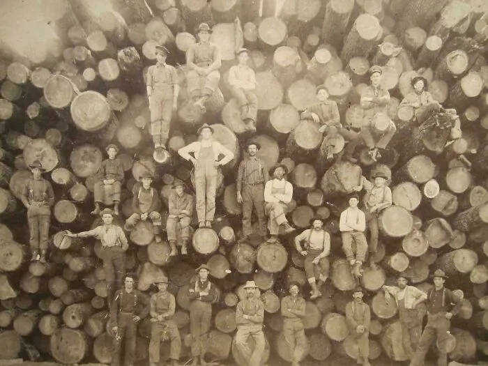 Lumberjacks, Ca 1900