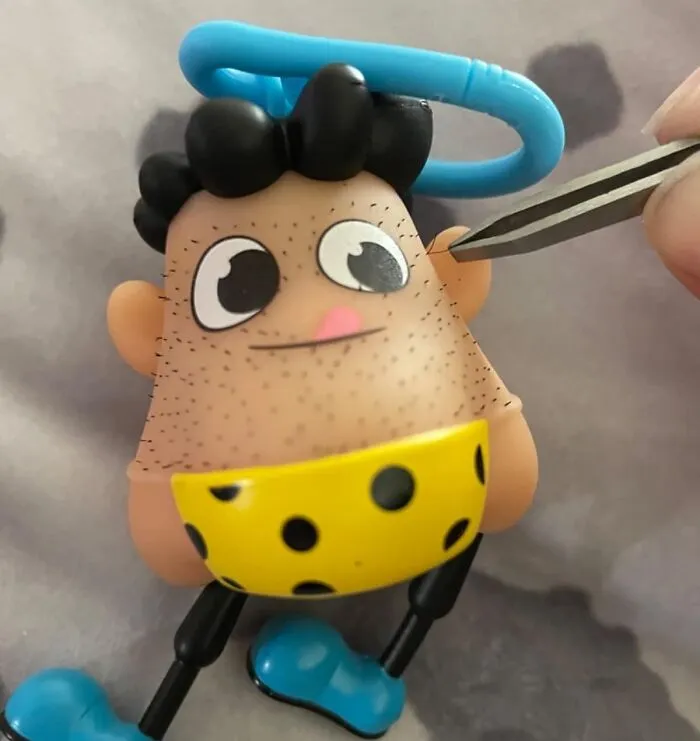 Get A Grip On Your Fidgeting With A Bizarrely Satisfying <a Style="Display:inline;" Href="Https://Www.amazon.com/Angels-Wonderland-Novelty-Blackhead-Keychain/Dp/B0bcwmklxz?ie=utf8&th=1&linkcode=ll1&tag=bpmammoth-20&linkid=d7ed3bc80041efb832d2010b946013bc&language=en_us&ref_=as_li_ss_tl" Target="_blank"><span Style="Font: Inherit; Color: #d74b1f;"> Blackhead Remover Toy</Span> That's Equal Parts Gross And Gratifying