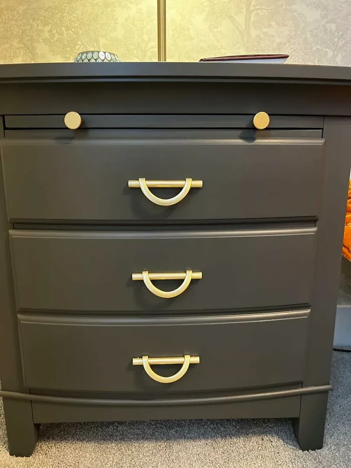 Give Your Kitchen The Glow-Up It Deserves With These Luxe <a Style="Display:inline;" Href="Https://Www.amazon.com/Amerdeco-Brushed-Hardware-Cabinets-Cupboard/Dp/B0bhvt7sq6?ie=utf8&th=1&linkcode=ll1&tag=bpstarfish-20&linkid=d27cd5f219a4ca6074acc121a5d1f96a&language=en_us&ref_=as_li_ss_tl" Target="_blank"><span Style="Font: Inherit; Color: #d74b1f;"> Brushed Gold Cabinet Pulls</Span> That Scream "I'm A Functioning Adult With Great Taste"
