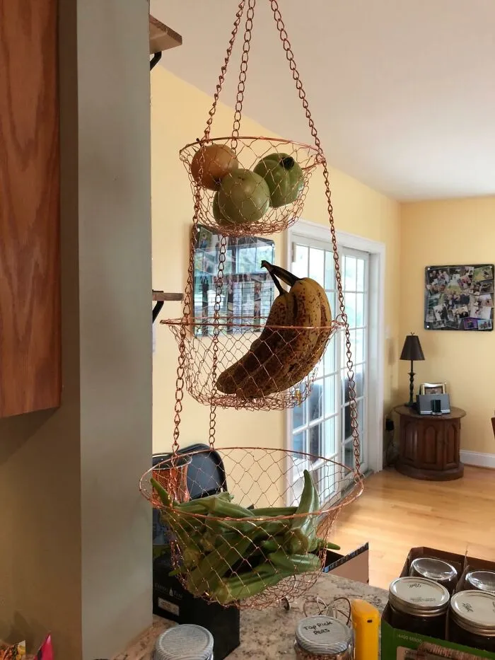 This <a Style="Display:inline;" Href="Https://Www.amazon.com/Fox-Run-5211-Kitchen-Hanging/Dp/B000hm8hd8?ie=utf8&th=1&linkcode=ll1&tag=bpbat-20&linkid=0aa812d897ad8b025a07483fbca53c76&language=en_us&ref_=as_li_ss_tl" Target="_blank"><span Style="Font: Inherit; Color: #d74b1f;"> 3-Tier Hanging Fruit Basket </Span> Is The Perfect Way To Keep Your Fruit Visible And Ready To Eat