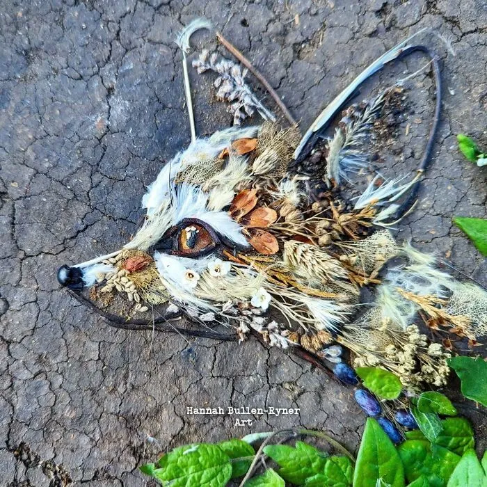 This Artist Works In Nature And Uses Only The Materials Available To Create Beautiful Artwork (43 Pics)