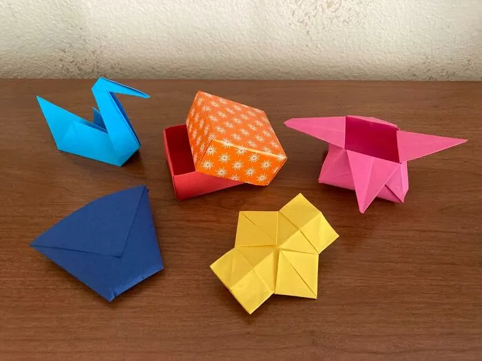 Folded With Precision And Patience, <a Style="Display:inline;" Href="Https://Www.amazon.com/Origami-Extravaganza-Folding-Paper-Book/Dp/0804832420?ie=utf8&linkcode=ll1&tag=bpaxolotl-20&linkid=a259d94f5fed2449a356fa6e0847ec37&language=en_us&ref_=as_li_ss_tl" Target="_blank"><span Style="Font: Inherit; Color: #d74b1f;"> Origami </Span> Is An Ancient Art Form That Brings Serenity And Beauty To The Modern World