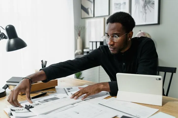 31 Common Myths About Economy And Finance Get Debunked By Netizens In This Viral Thread