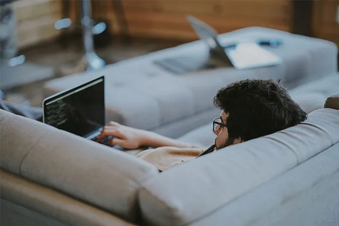 People Are Revealing Their Professions That Earn Them Over $10K A Month
