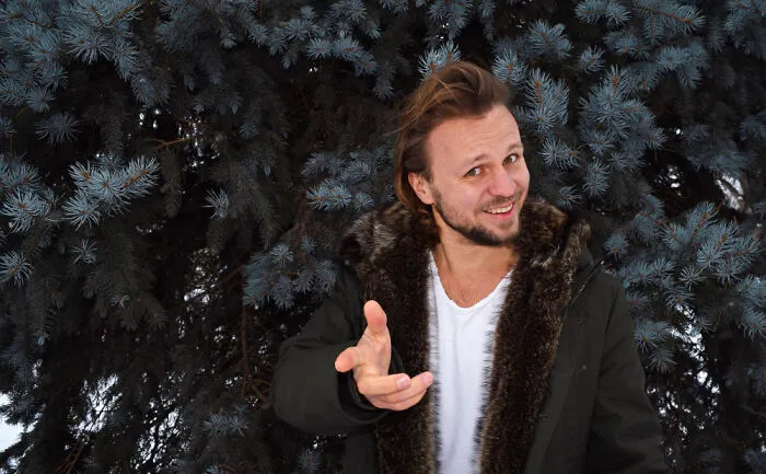 36 Non-Toxic Ways To Spot A Guy Who’s Completely Secure In His Masculinity