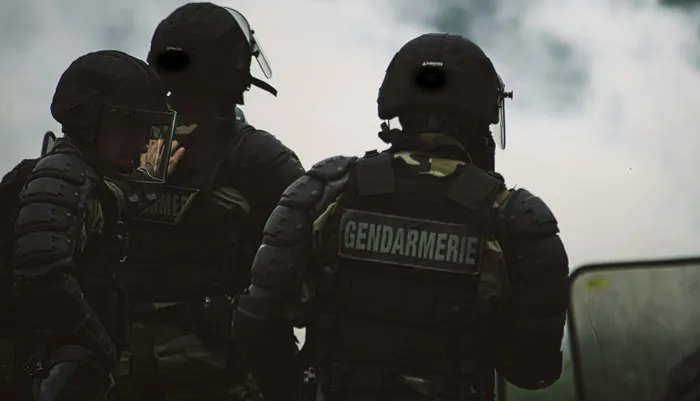 “Technically Wrong, Morally Right”: 30 Times Cops Have Done Something Illegal
