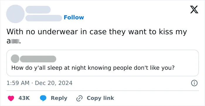 Tweet about dating in your 30s humorously discussing underwear choices.