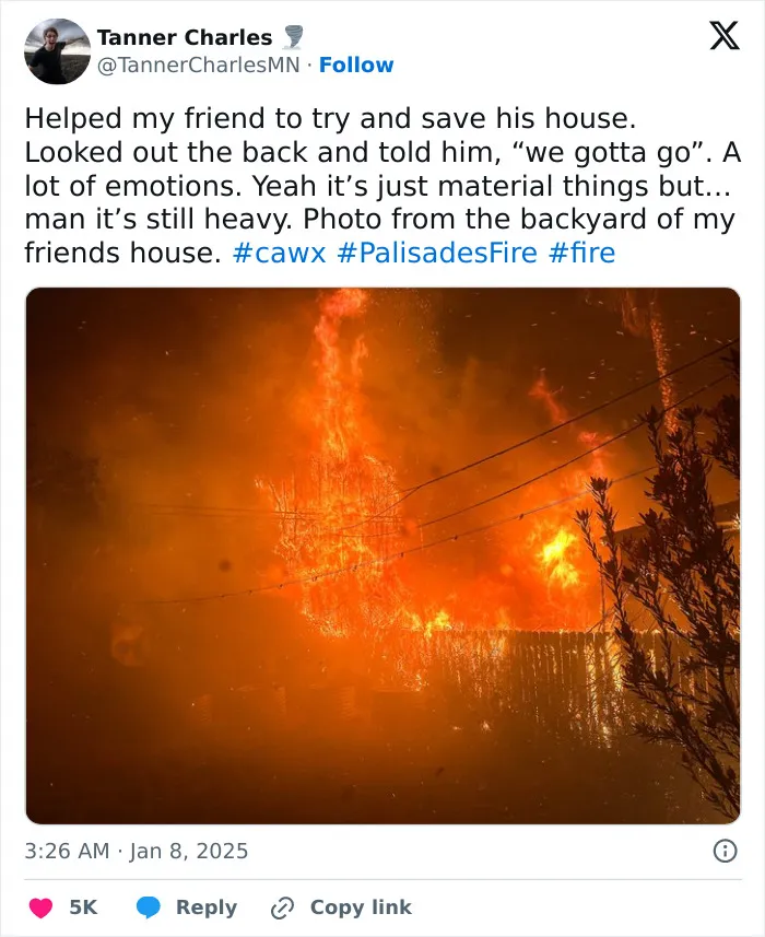 “If God Wanted It To Rain… He Would Have Done It”: Devastating Fires Engulf LA (30 Pics)