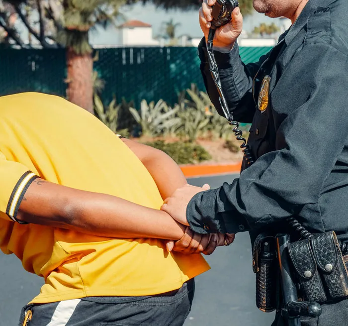 “Technically Wrong, Morally Right”: 30 Times Cops Have Done Something Illegal