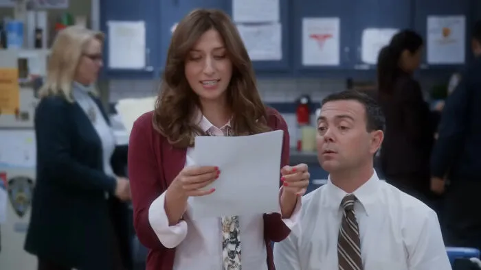 40 Shows That Have Amazing Rewatchability According To Folks Online