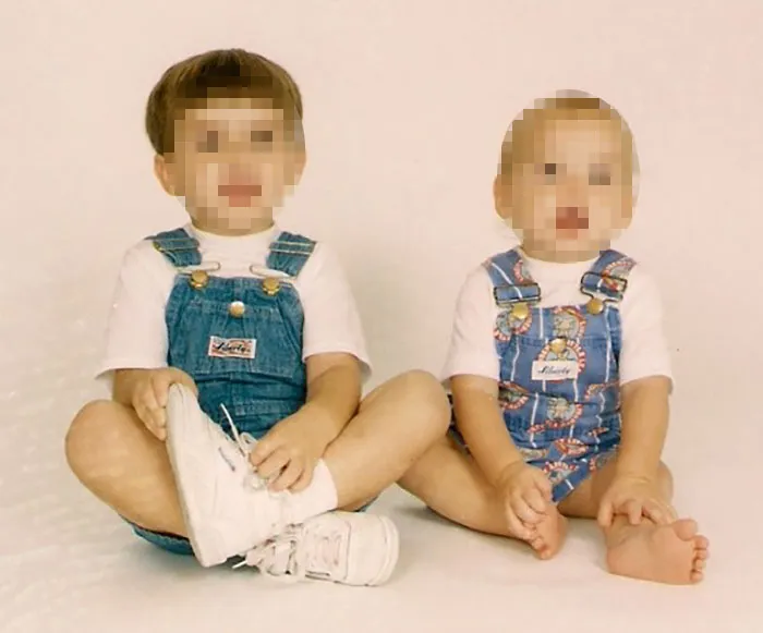 Muertes de Michael, de 3 años, y Alexander, de 1 año