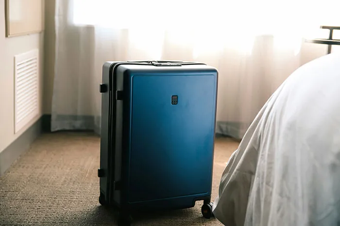 “Showers Only”: 30 Netizens Share Their Personal Unwritten Hotel Stay Rules