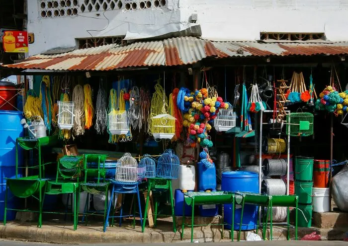 32 People Share Shocking Reasons They'd Never Want To Travel To These Countries Again 