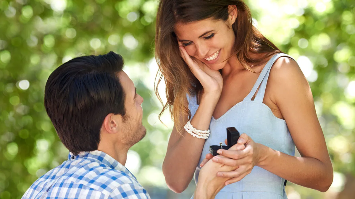 “AITA For Saying Yes To My Boyfriend’s Public Proposal And Then Turning Him Down In Private?”