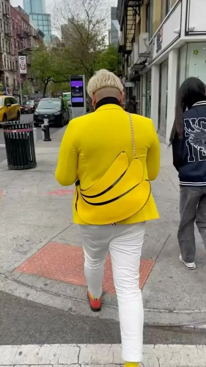 Hold My Bagel: 30 Iconically Bizarre Fashion Looks That Got Spotted In NYC