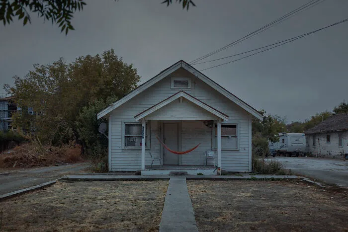 “Fading”: The Quiet Poetry Of Suburban Disconnection By Mischa Lluch (20 Pics)