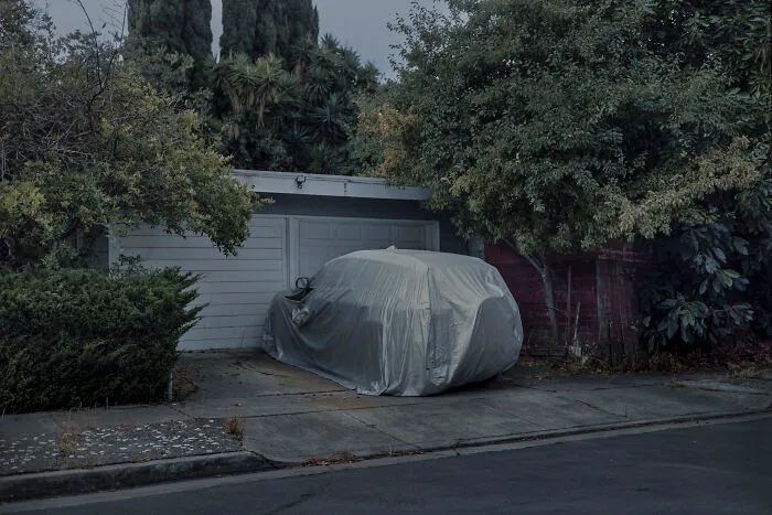 “Fading”: The Quiet Poetry Of Suburban Disconnection By Mischa Lluch (20 Pics)