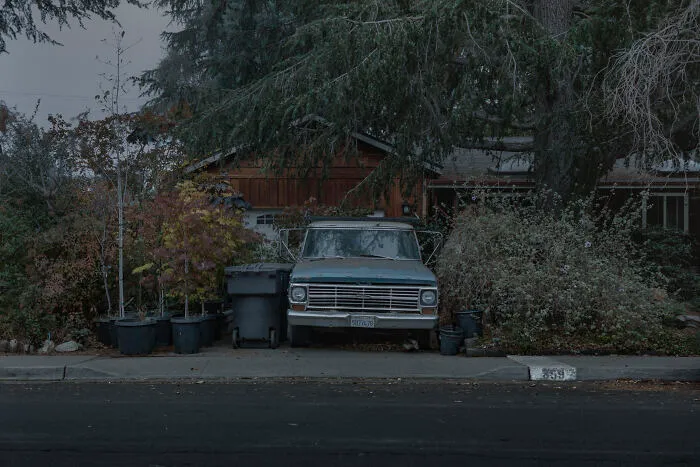 “Fading”: The Quiet Poetry Of Suburban Disconnection By Mischa Lluch (20 Pics)
