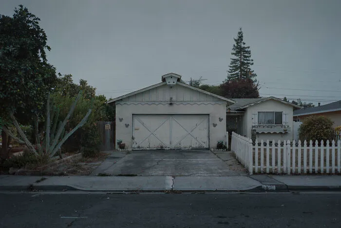 “Fading”: The Quiet Poetry Of Suburban Disconnection By Mischa Lluch (20 Pics)