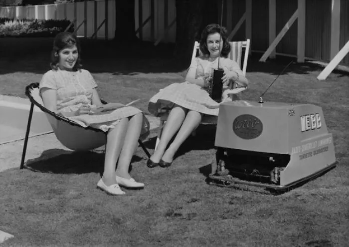 A Remote-Controlled Lawnmower
