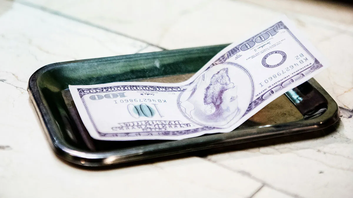 Manager Chases Customer Who Left A 10% Tip To Scold Her That It's Not Enough