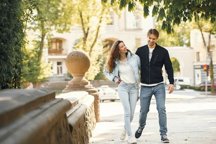 Women Caught Men Thinking And Asked What’s On Their Mind, These 30 Answers Didn’t Disappoint
