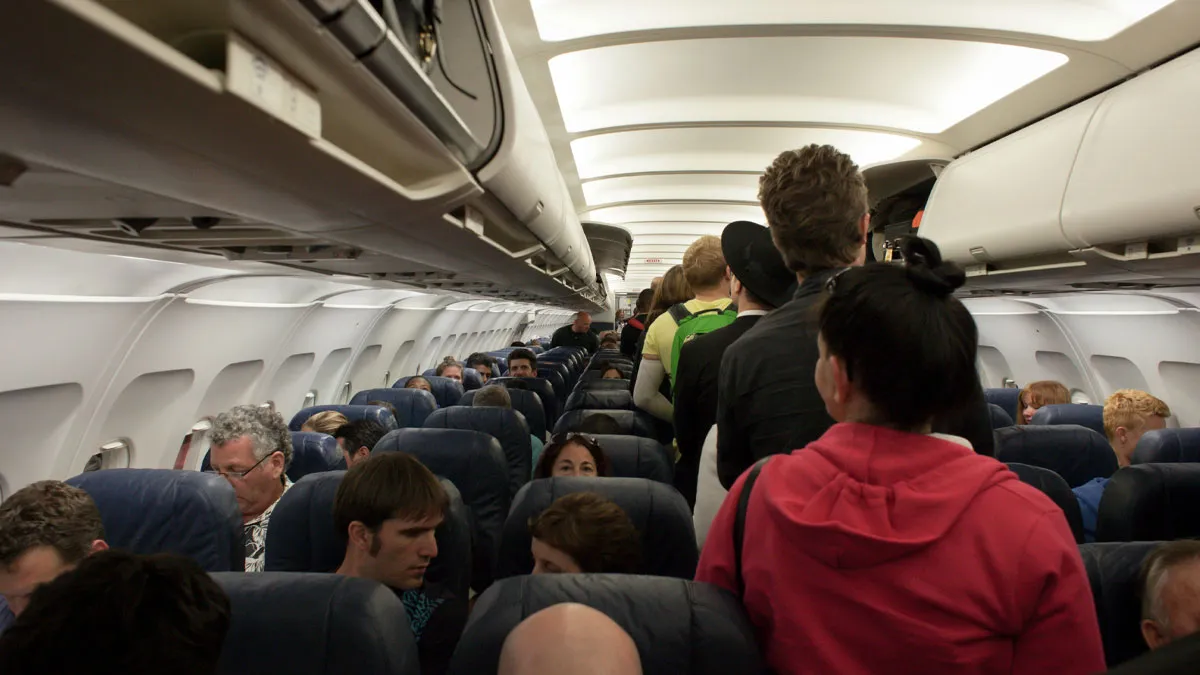 “Petty Star Of The Day”: Guy Teaches Boomer On Plane To Practice What He Preaches