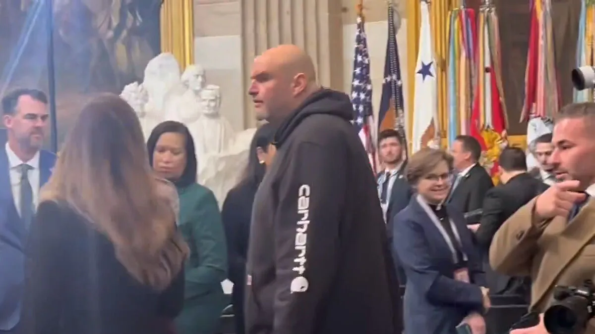 "Disrespectful To The Entire Country": Senator Uses Gym Shorts At Presidential Inauguration