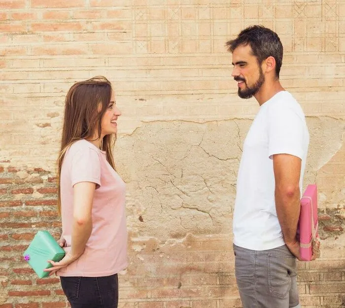 40 Examples Of How People Handled Neighbors That Would Only Interact With Their Partners