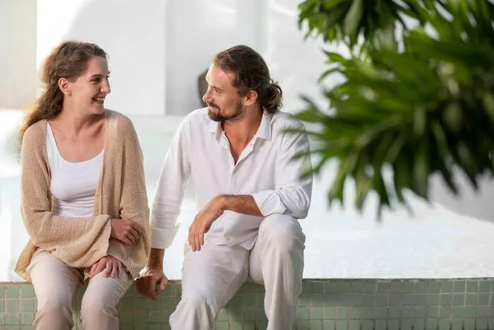 40 Examples Of How People Handled Neighbors That Would Only Interact With Their Partners