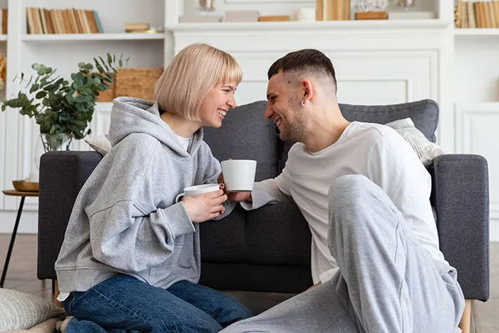 “I Pretend I Don’t Hear It”: 30 People Share The Most Precious Things Their Partners Do