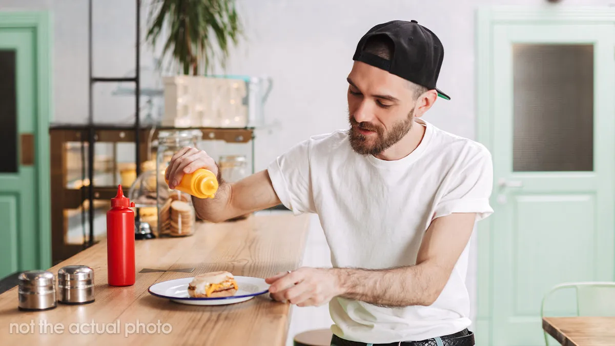 Woman Baffled By Friend’s BF Who Constantly Wastes Food, Finds Out He Has An Ulterior Motive