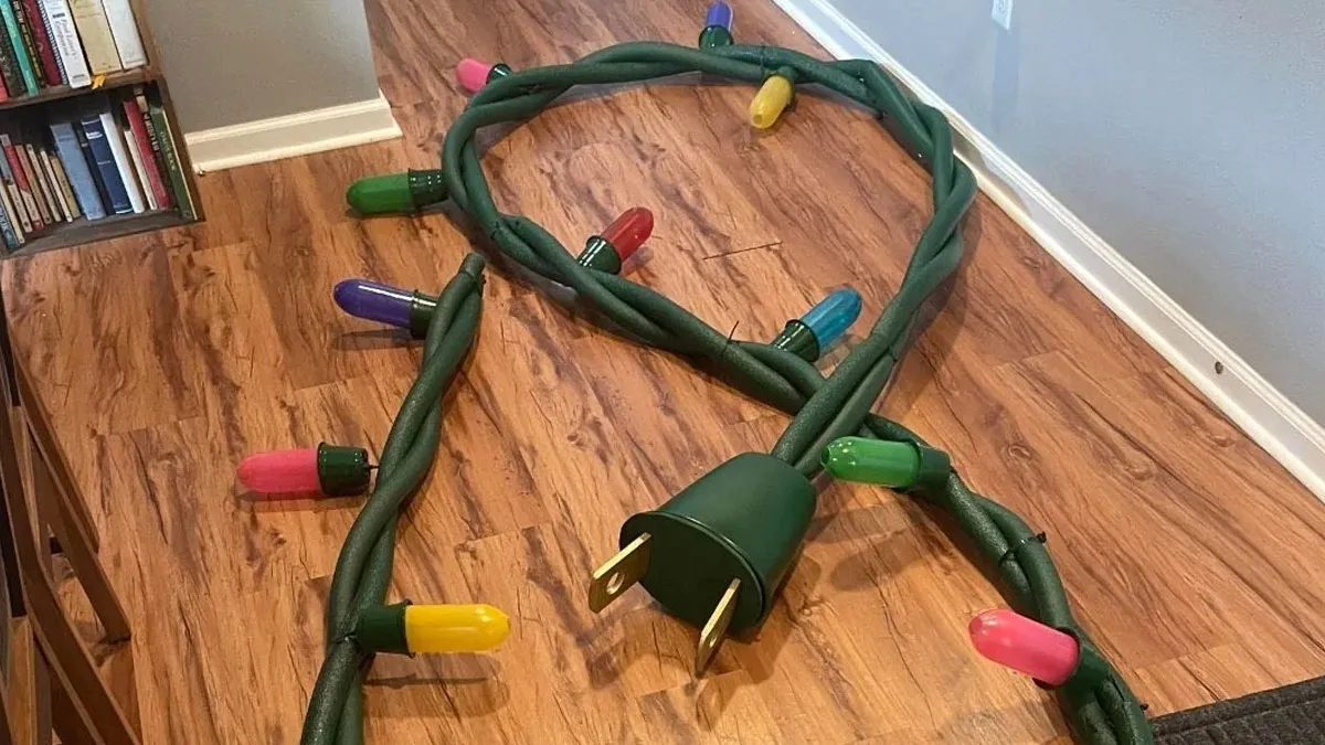 It’s Time For The Funniest Tweets Of The Month, Here Are 50 Of The Best From December