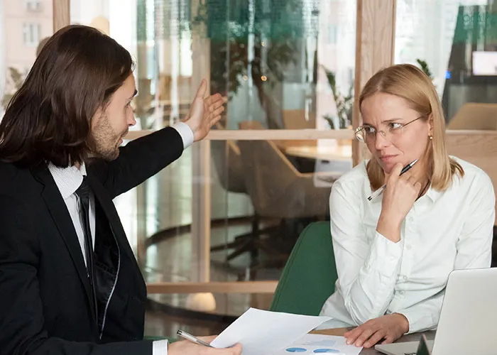 When Confidence Goes Too Far: 35 Times Men Assumed They Knew Better