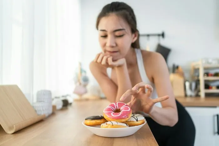 People Share 29 Reasons They Believe They Gained A Lot Of Weight