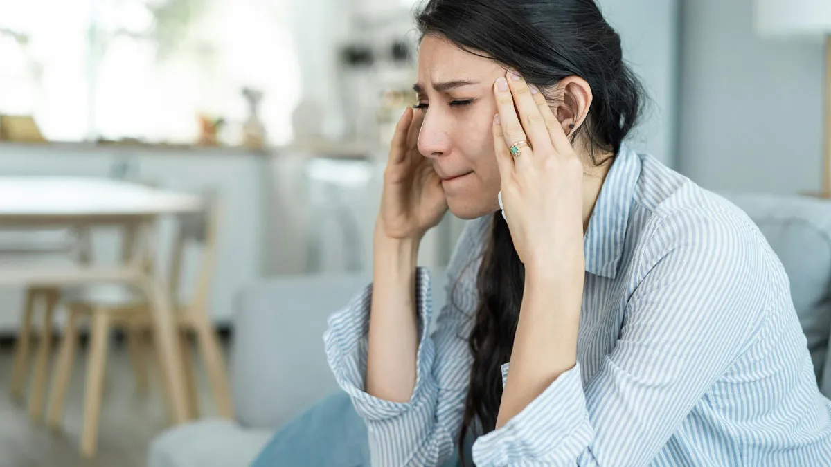 Man Wants To Invent A New Color To “Change Humanity Forever,” GF Refuses To Back His Delusions