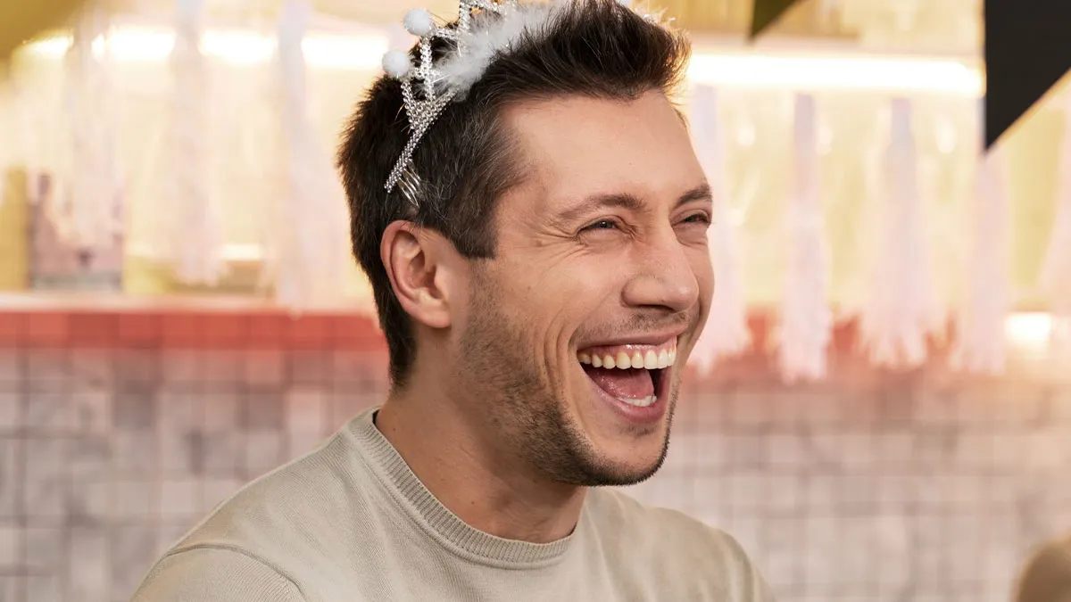 36 Non-Toxic Ways To Spot A Guy Who’s Completely Secure In His Masculinity