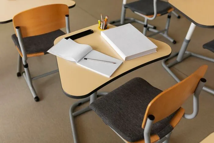 Funny, Creepy, And Nasty, Here Are 22 Insane Things That These Teachers Did In Schools