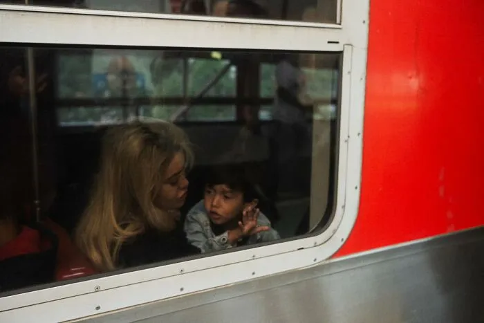40 Cautivadoras fotos callejeras seleccionadas por «Pure Street Photography»