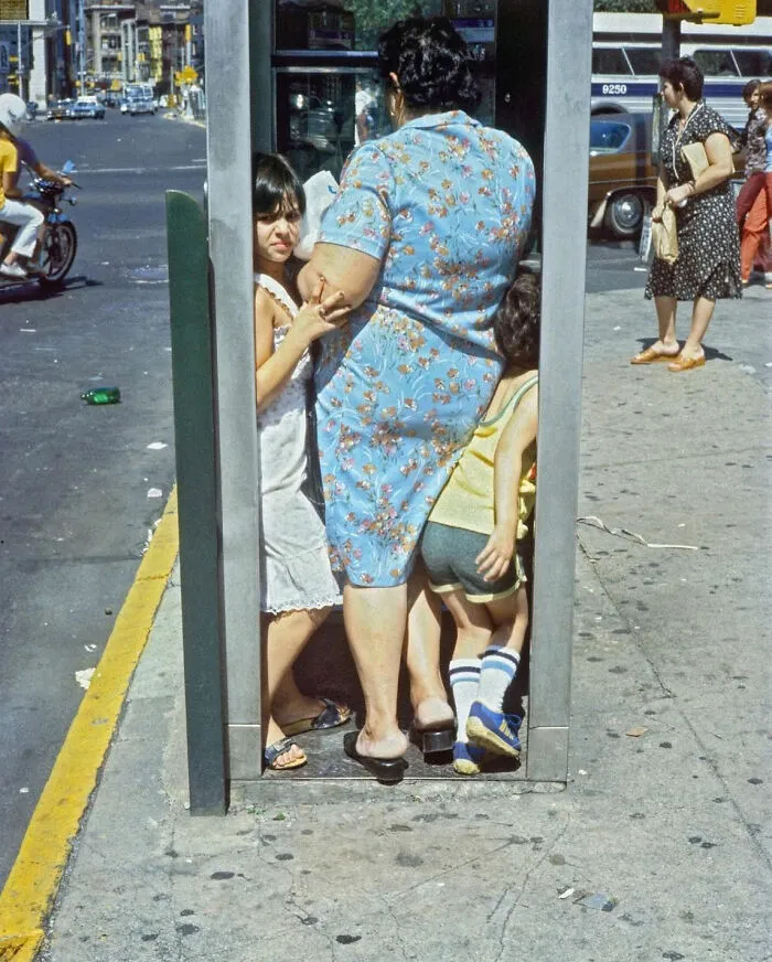 40 Cautivadoras fotos callejeras seleccionadas por «Pure Street Photography»