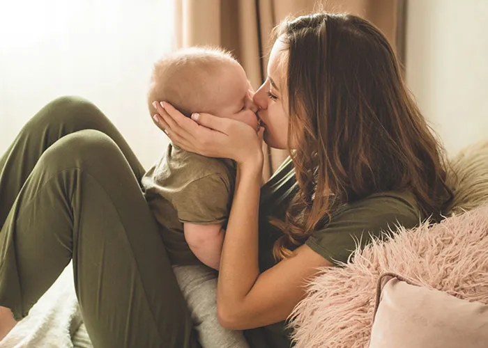40 Feminine ‘Faux Pas’ Women Are Flaunting Like They’re Badges Of Honor