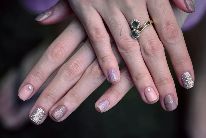 People Say They Would Rather Look Uncool Than Be A Part Of These 27 Excessive Trends