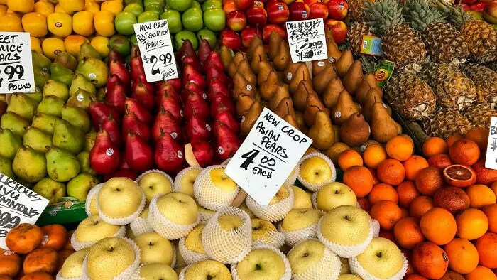 34 People Online Expose The Biggest Lies Companies Tell In Their Advertising With No Consequences