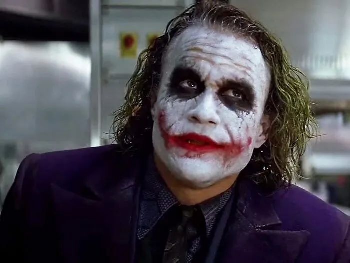 30 Tragic Celebrity Deaths That Still Haunt Fans