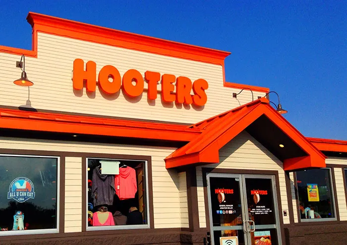 “We Never Went Back”: 30 Reasons That Made People Ditch A Company For Good