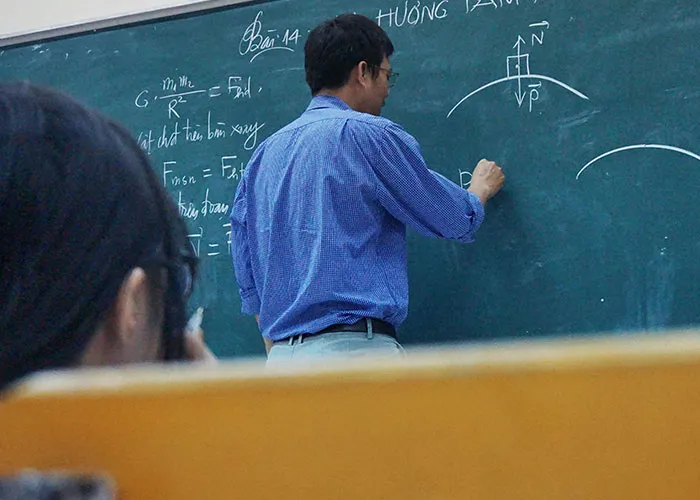“What’s A Misconception About Your Profession That You’d Like To Debunk?” (30 Answers)