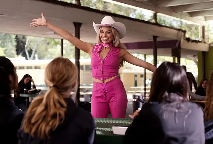50 Moments Of Casual Conversations That Turned Into “Wait, Aren’t You Famous?”