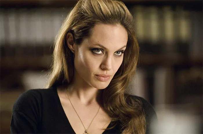 50 Moments Of Casual Conversations That Turned Into “Wait, Aren’t You Famous?”