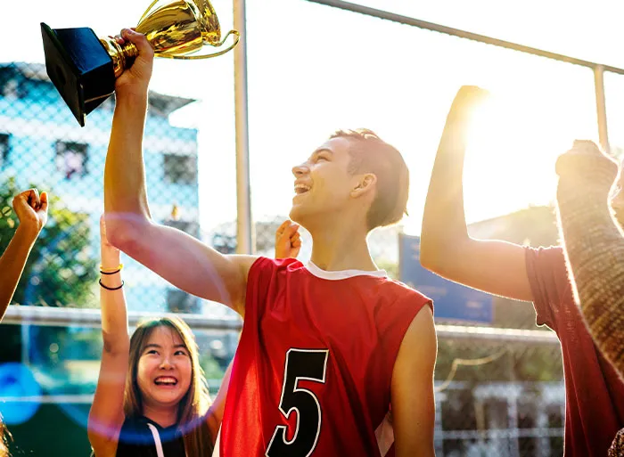 40 Cringey Behaviors That Scream “I Peaked In High School”